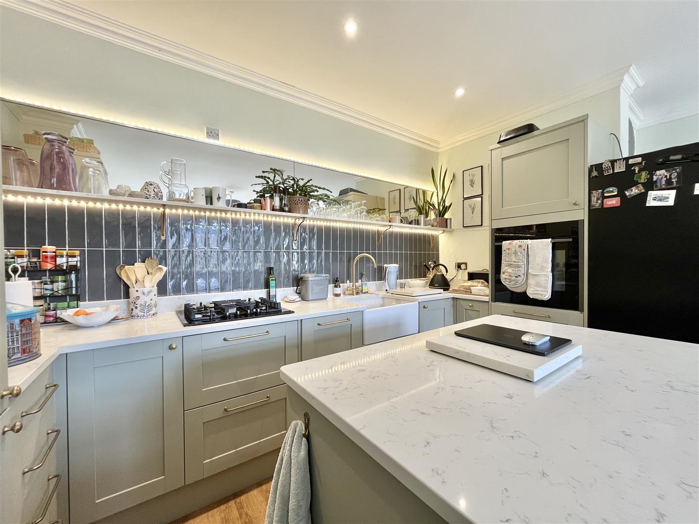 2 bed property in London Road, St. Leonards-On-Sea